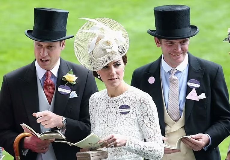 ويليام وهاري أثناء خروجهما من أحد الأندية الليلية