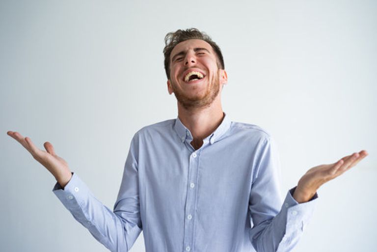 مرض الضحك الهيستيري - تعبيرية