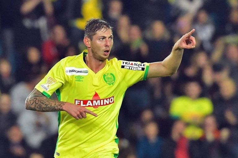 إيميليانو سالا الاتحاد الدولي لكرة القدم - الفيفا