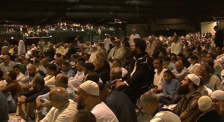 قصر المعارض الدولي ببروكسل استقبل 10 آلاف مصل في عيد الأضحى