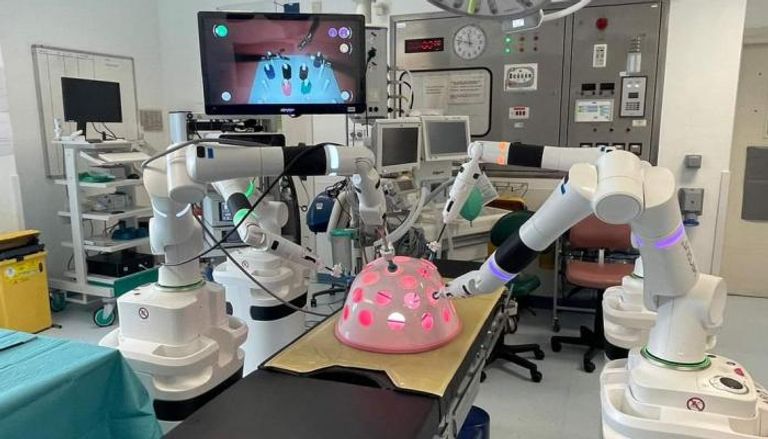 الروبوت المستخدم في العمليات الجراحية