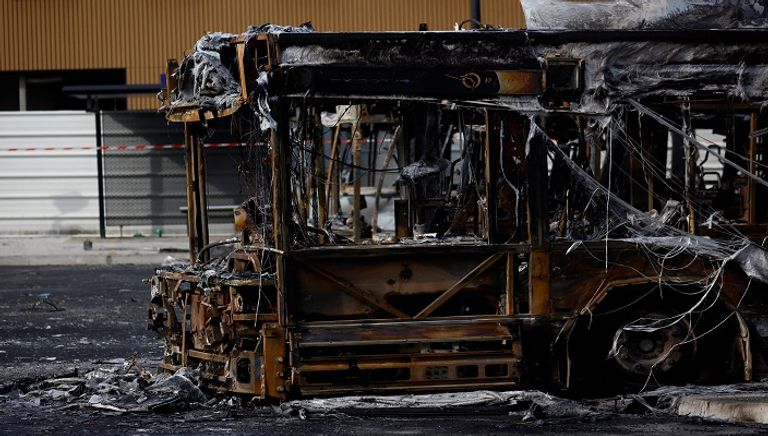 جانب من أعمال الشغب في فرنسا - رويترز