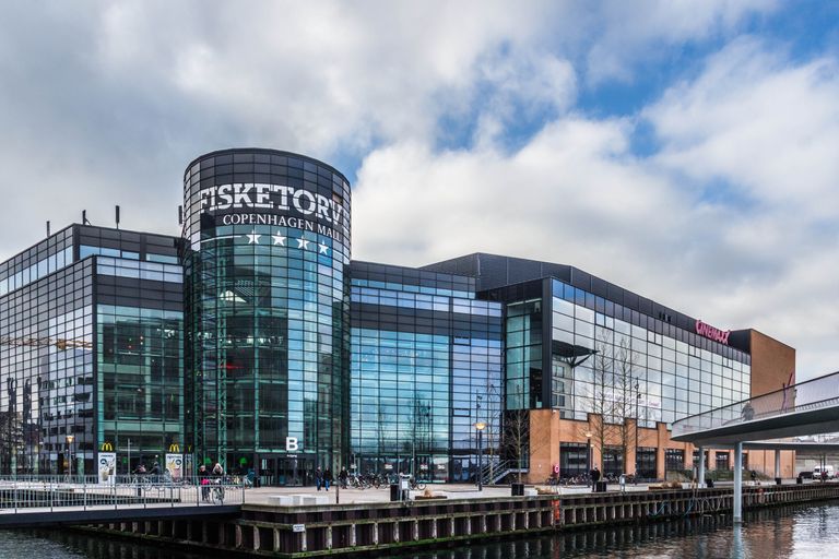 مركز Fisketorvet" أحد أفضل أماكن التسوق في الدنمارك أماكن التسوق في الدنمارك…متعة للمتسوقين