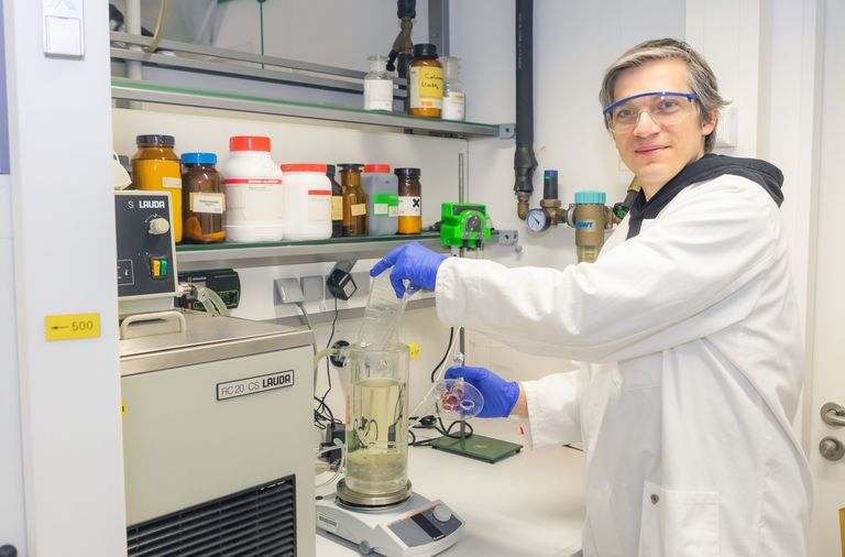 اليوم العالمي للأكياس البلاستيكية يتم خلاله الترويج للبدائل 