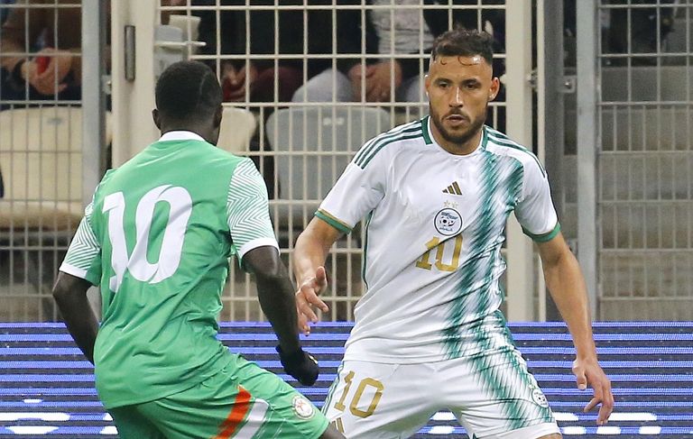 يوسف بلايلي يوسف بلايلي نجم منتخب الجزائر
