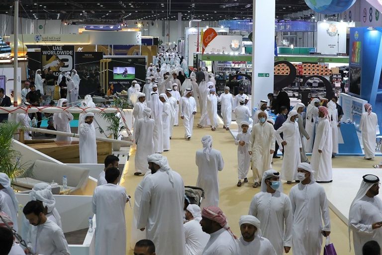 شعار المعرض الدولي للصيد والفروسية (أبوظبي 2023)