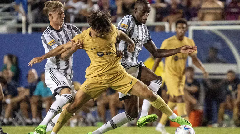 يوفنتوس وبرشلونة ريال مدريد وبرشلونة