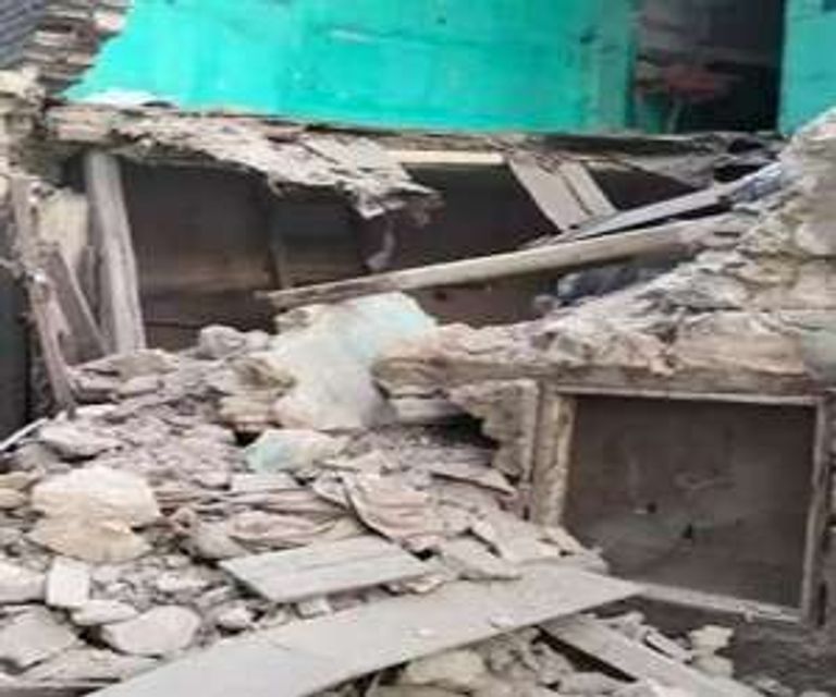 عقار سوهاج المنهار