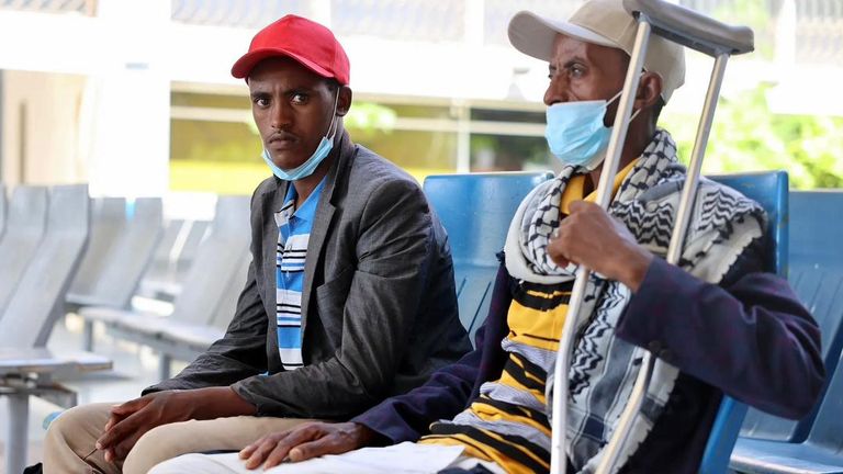 حافلة مهاجرين