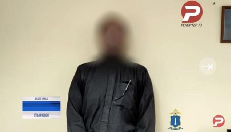 الشاب المصري صاحب واقعة تدنيس القرآن بقبضة الشرطة الروسية