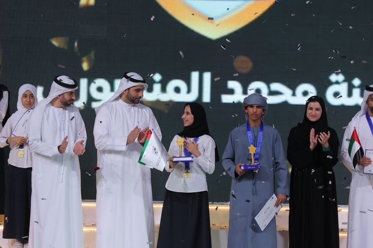 الفائزون في تحدي القراءة العربي في الإمارات