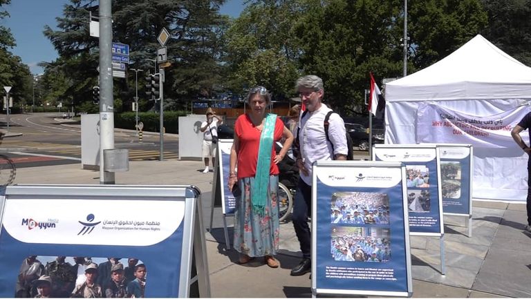 جانب من معرض الصور بجنيف