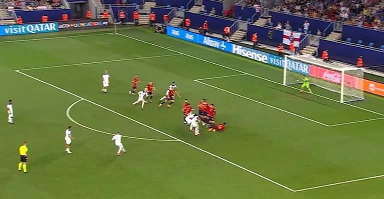 إسبانيا وإنجلترا