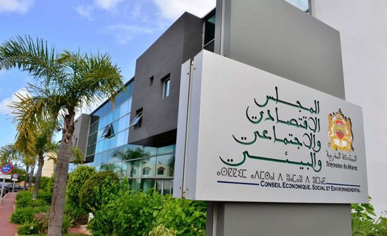 المعادن الثمينة هي المحرك الأساسي للطاقة المتجددة