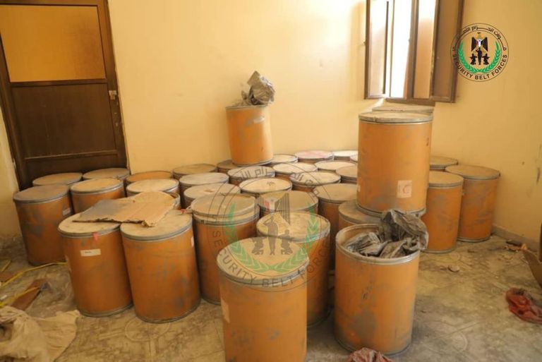 جانب من المضبوطات قوات الحزام الأمني - أرشيفية