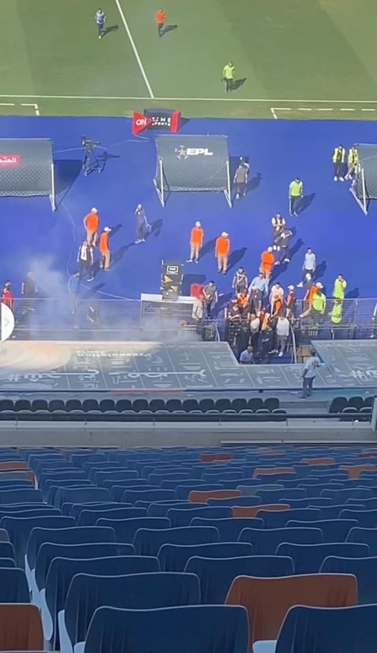 جانب من الحريق