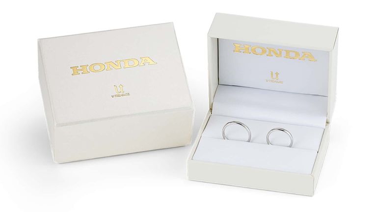 نقش شعار هوندا على الخاتم