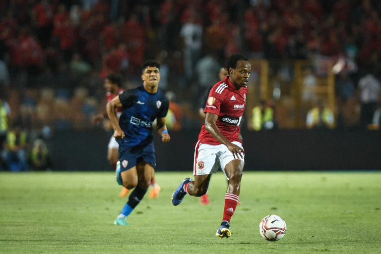 مباراة الأهلي والزمالك جانب من مباراة القمة بين الأهلي والزمالك