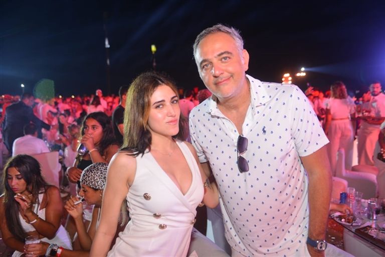 عمرو دياب في حفل مراسي