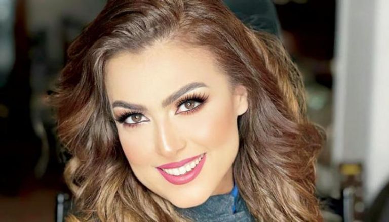 الفنانة المصرية سيمون
