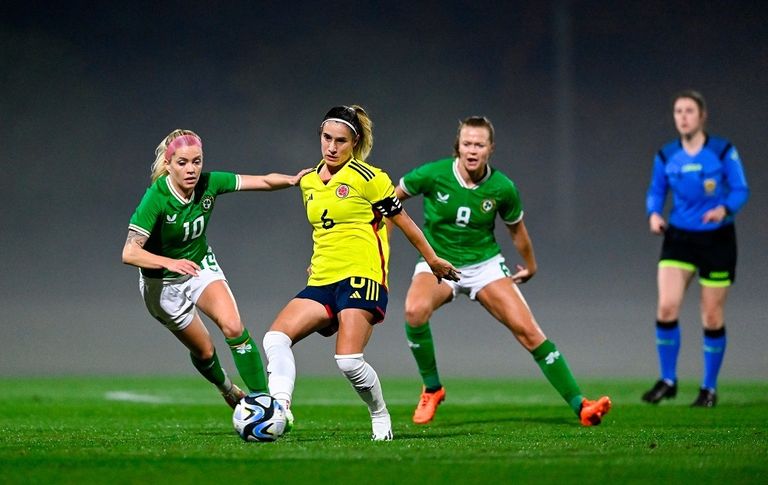 مباراة أيرلندا وكولومبيا الودية