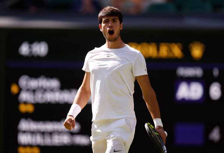 كارلوس ألكاراز بطل ويمبلدون الجديد