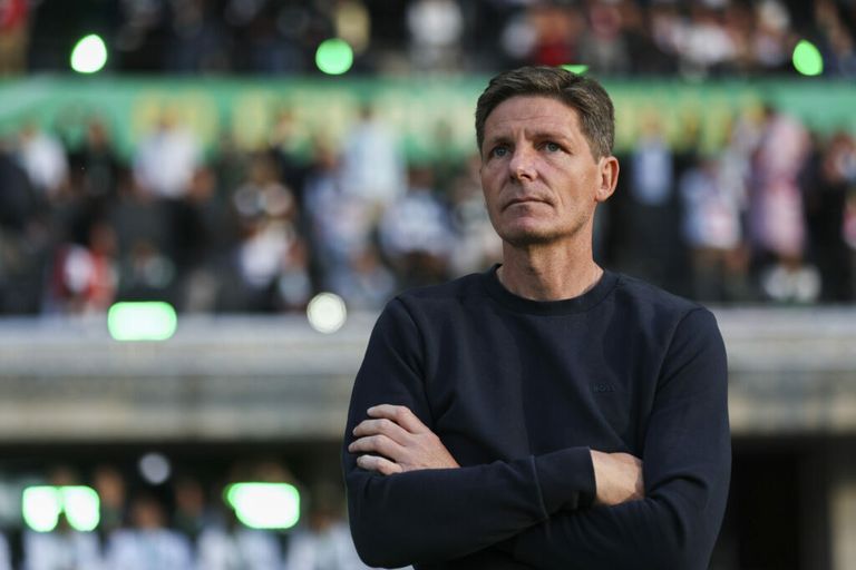 أوليفر غلاسنر أوليفر غلاسنر وتشافي