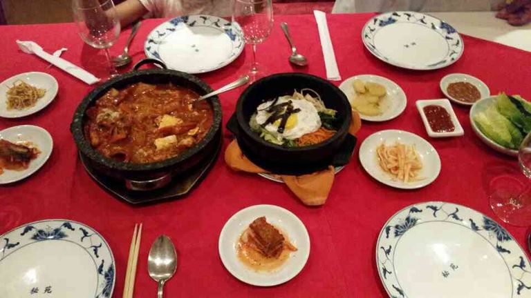 مطعم القصر أحد أفضل المطاعم في الرياض