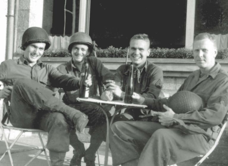 الفرقة 23 ابتكرت أوهاما متقنة