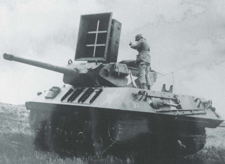 الفرقة 23 ابتكرت أوهاما متقنة