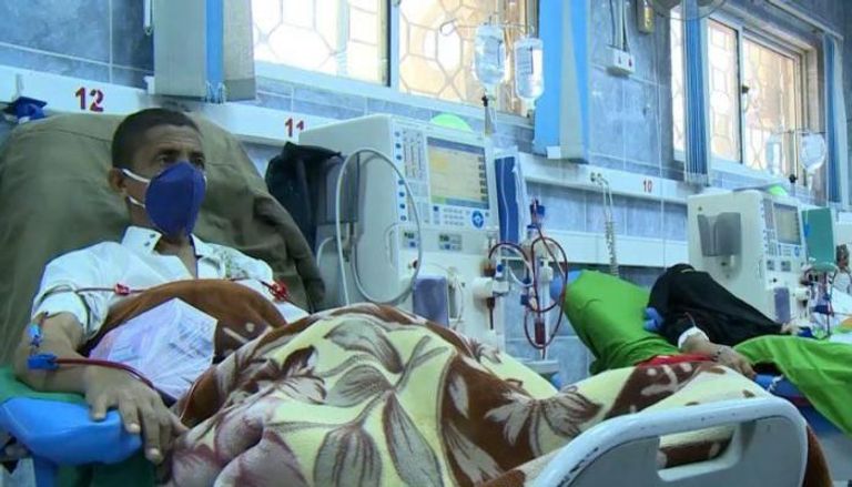 أحد مرضى الفشل الكلوي في مستشفى الثورة بتعز اليمنية- أرشيفية