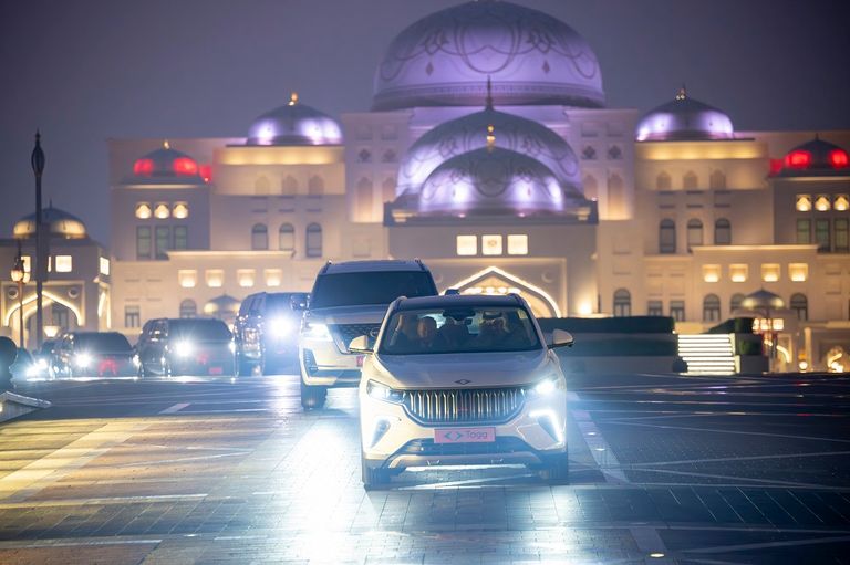 الرئيس أردوغان يهدي الشيخ محمد بن زايد آل نهيان سيارة كهربائية تركية الصنع- وام الرئيس أردوغان يهدي الشيخ محمد بن زايد آل نهيان سيارة كهربائية تركية الصنع- وام
