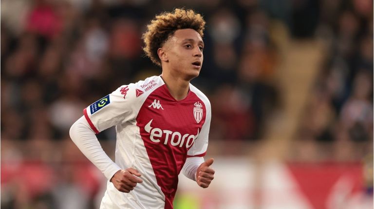 إلياس بن صغير إلياس بن صغير لاعب موناكو الفرنسي