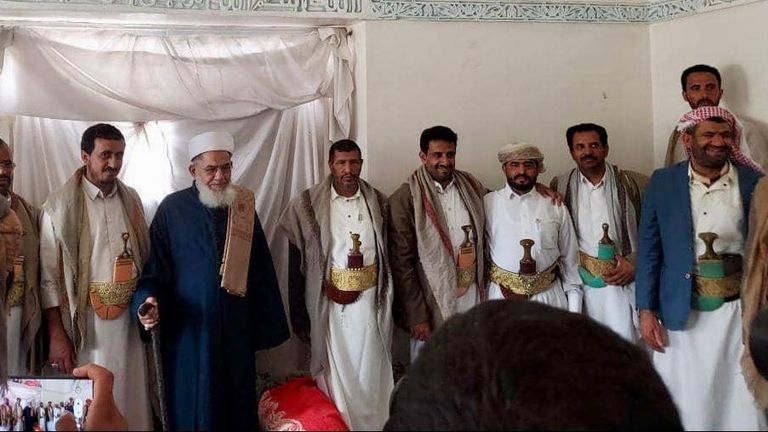 عائلة الرزامي بعد استعراض في صعدة