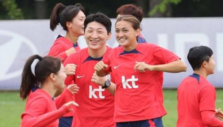 كيسي فير مع منتخب كوريا الجنوبية