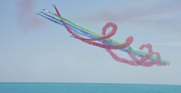 جانب من العرض الجوي المصري الإماراتي - المتحدث العسكري المصري