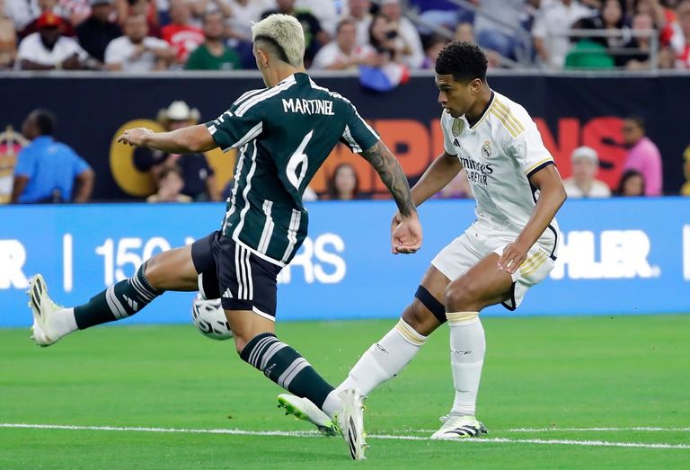 بيلينغهام نجم ريال مدريد ضد مانشستر يونايتد