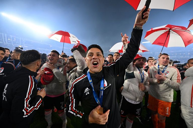 ريفر بليت يحتفل بالدوري الأرجنتيني