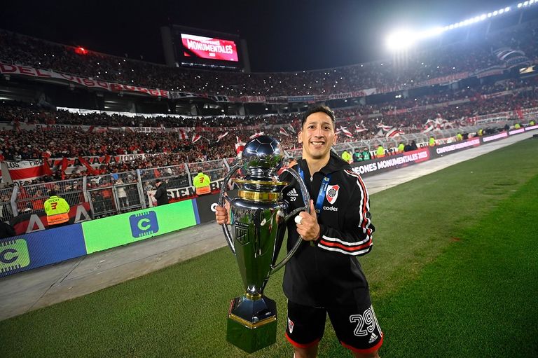 ريفر بليت يحتفل بالدوري الأرجنتيني