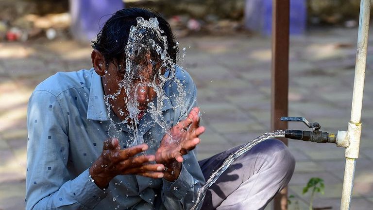 درجات الحرارة وصلت في بعض المناطق إلى 50