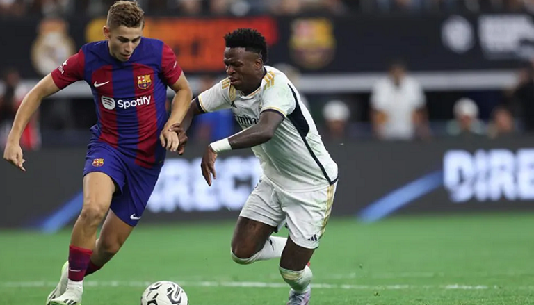 فيرمين لوبيز فيرمين لوبيز لاعب برشلونة