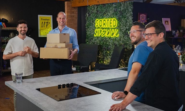 الأمير ويليام يقدم البرغر الصديق للبيئة