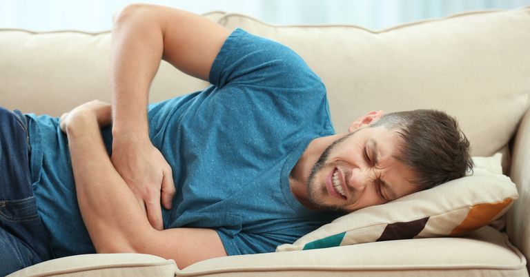 أعراض مرض السيلان عند الرجال والنساء مرض السيلان يصيب الرجال والنساء