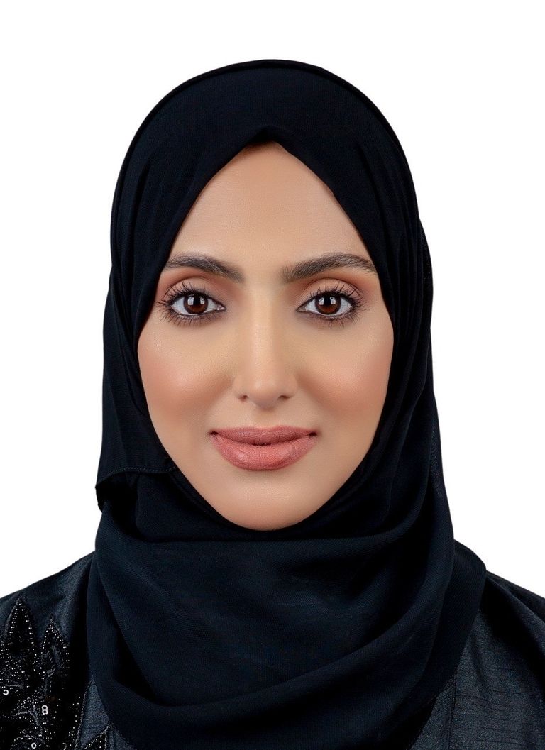 صفية الصافي مديرة إدارة غسل الأموال في وزارة الاقتصاد الإماراتية شعار وزارة الاقتصاد الإماراتية