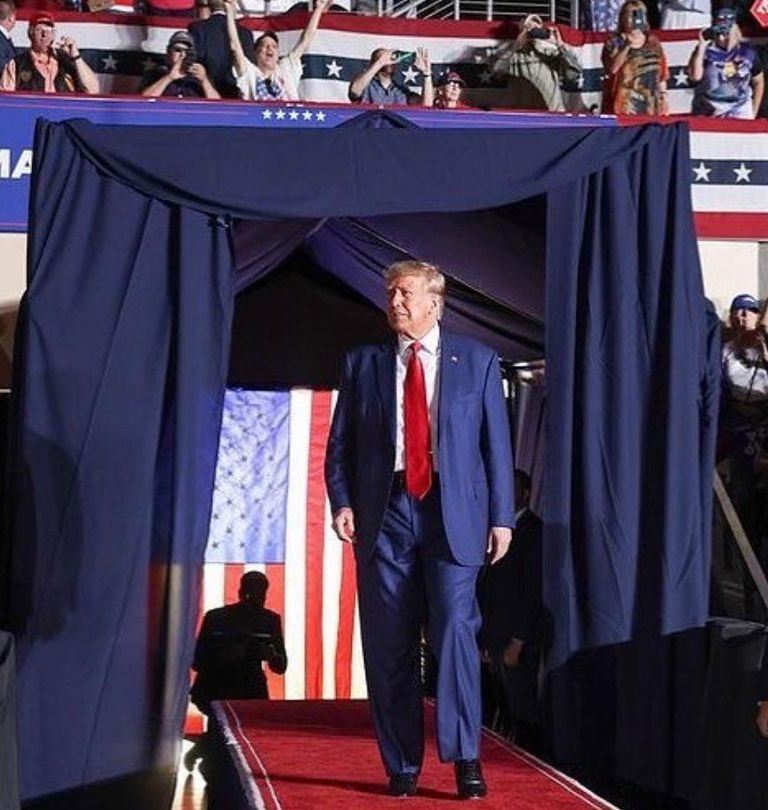 إحدى صور بايدن وترامب المعدلة