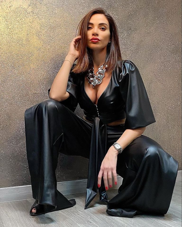 الممثلة اللبنانية داليدا خليل