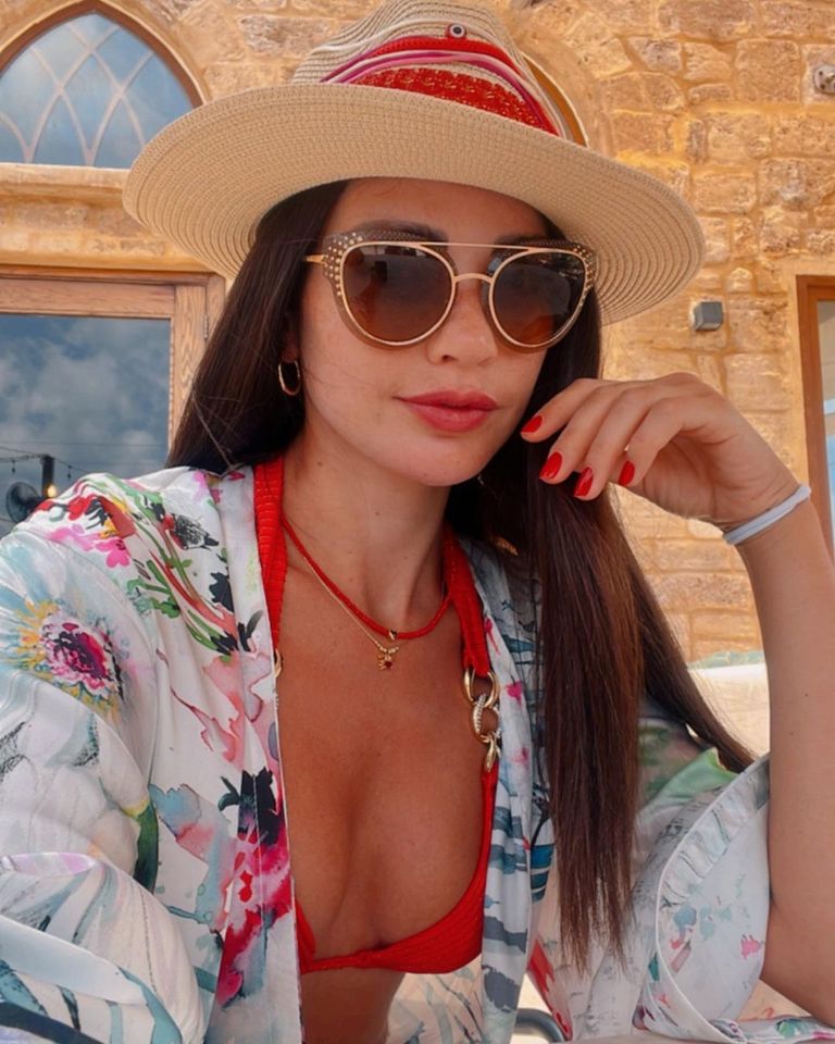 الممثلة اللبنانية داليدا خليل