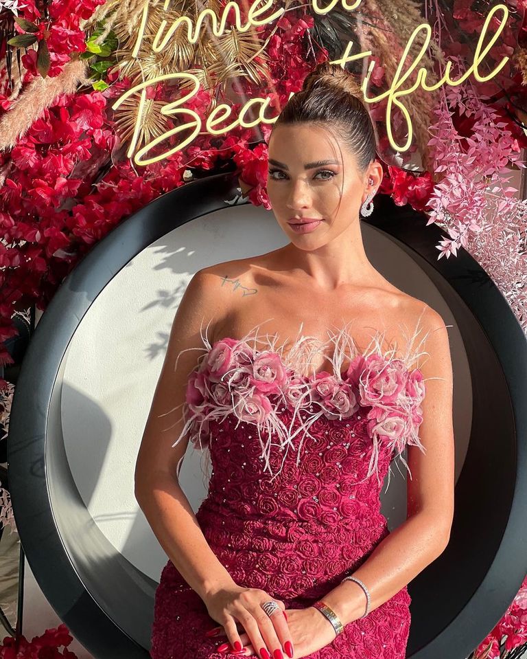 الممثلة اللبنانية داليدا خليل