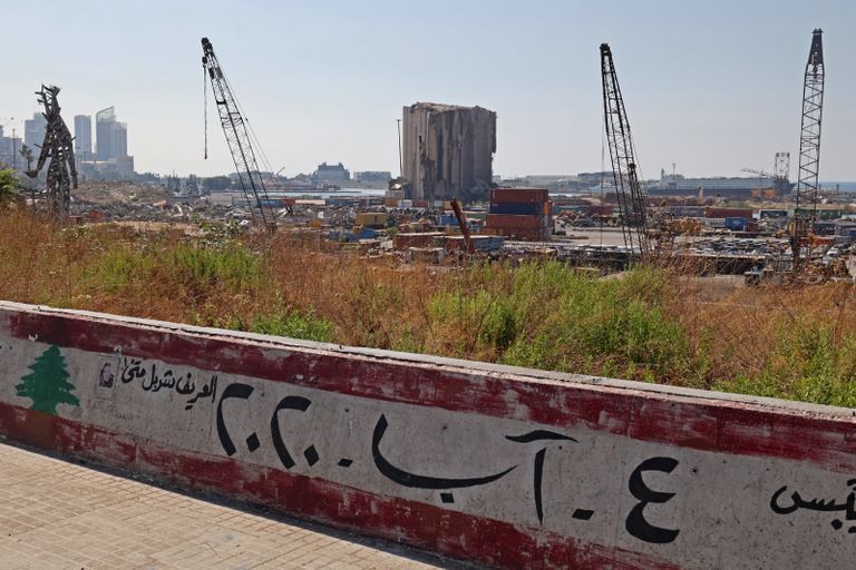 صور مجمعة من انفجار المرفأ