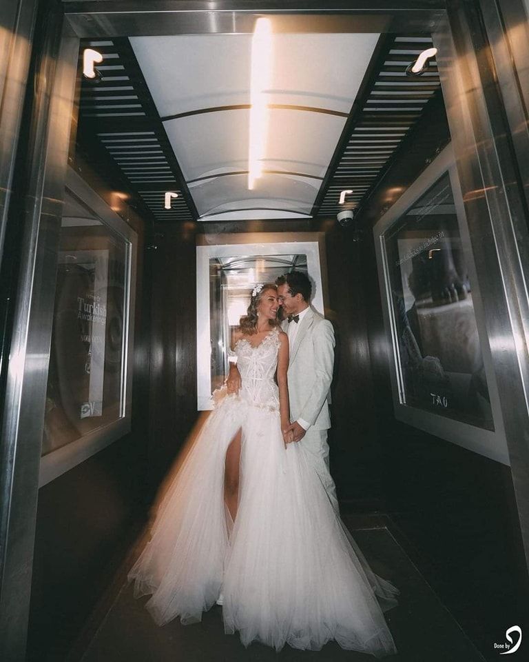 فستان زوجة طه دسوقي